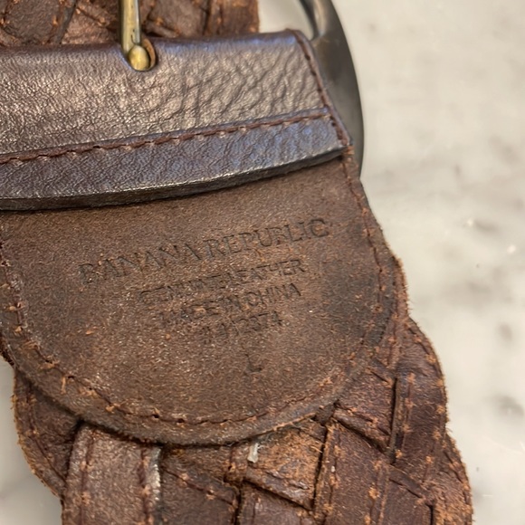 Banana republic brown leather distressed belt - Picture 3 of 3